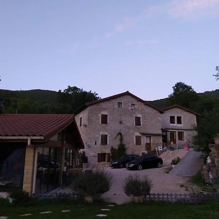 Au Temps Des Amours Bolozon Exteriér fotografie